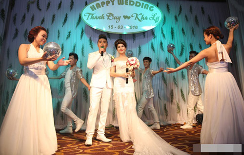 Sau đám cưới ở chợ, Thanh Duy - Kha Ly tổ chức hôn lễ hoàng tráng