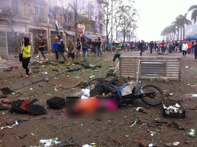 Hiện trường tan thương vụ nổ kinh hoàng tại Văn Phú - Hà Đông