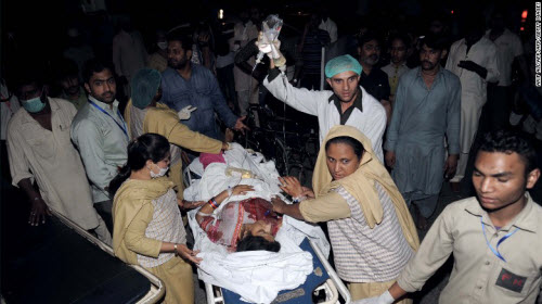 Xót xa trước hiện trường vụ nổ ở Pakistan làm 69 người chết thảm phunutoday