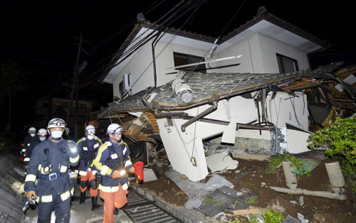 Toàn cảnh vụ động đất mạnh ở Nhật Bản