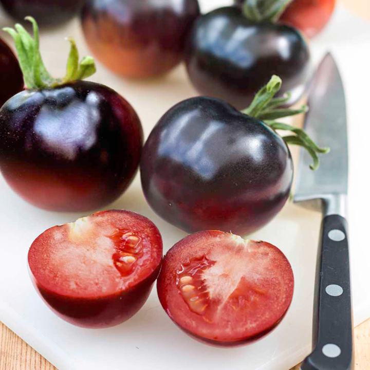 Cách trồng cà chua đen ngay tại nhà