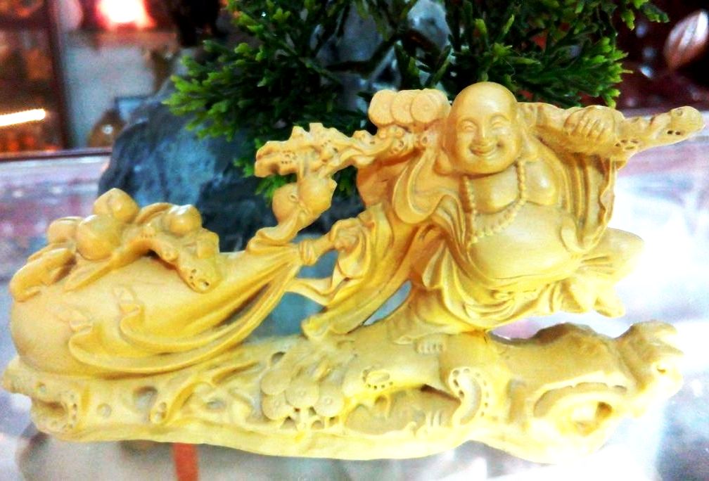 Đặt tượng Phật Di Lặc đúng giúp hút tài khí, gia đình bình an