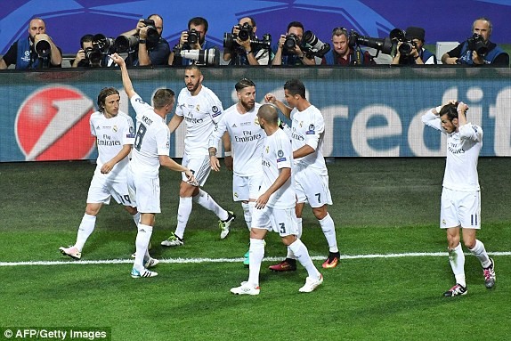 Đêm chung kết cup C1 mùa giải 2015/ 2016 giữa hai đội bóng cùng thành phố Real Madrid - Atletico Madrid 