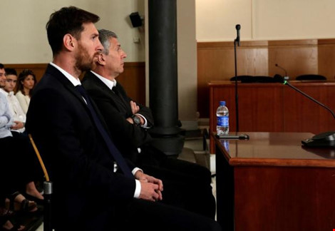 Messi bị kết án 21 tháng tù giam
