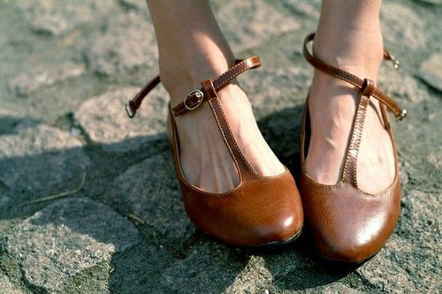 5 xu hướng giày dép không bao giờ lỗi mốt bạn nên sắm ngay