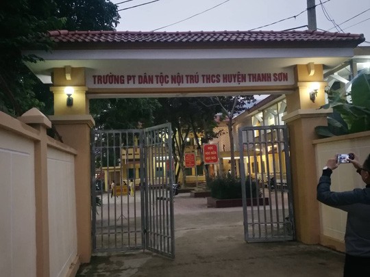 Trường Phổ thông dân tộc nội trú Thanh Sơn, Phú Thọ.