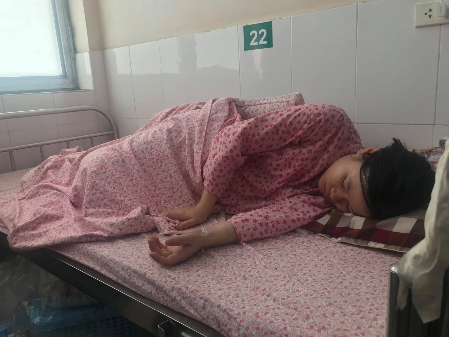 Chị Khuyên đang được theo dõi tại Bệnh viện phụ sản Hà Nội.