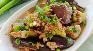 Thịt băm xào cà tím vừa ngon, vừa tăng cường sức khỏe mùa dịch, chớ dại mà bỏ qua