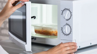 Những sai lầm thường gặp nhất khi dùng lò vi sóng gây nguy hại cả gia đình