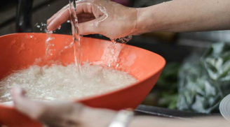 Vo gạo xong đừng vội nấu ngay, làm thêm 1 bước để cơm dẻo thơm, giữ nguyên 100% dinh dưỡng