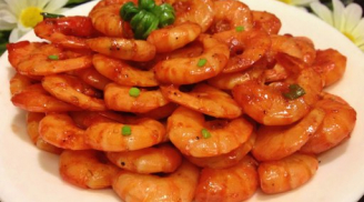 Cách làm tôm rim thơm nức mũi, ngon đậm đà chỉ với 1 loại gia vị sẵn có trong bếp