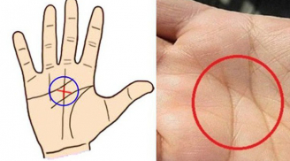 'Soi' lòng bàn tay có 1 điểm vàng là thần Tài 'giúp sức', tha hồ hưởng kiếp giàu sang