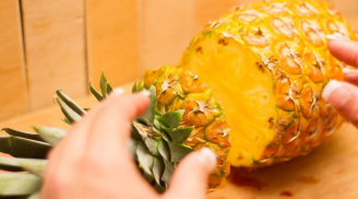 Mẹo gọt dứa để tủ lạnh 3 ngày vẫn tươi như mới hái, ngon ngọt bất ngờ