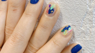 Nail màu classic blue là xu hướng năm 2020, bạn đã thử chưa?