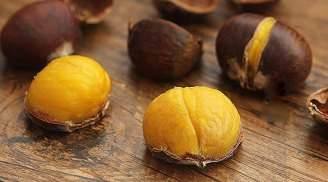 Hạt dẻ vào mùa, đi mua cứ chọn hạt cái mới thơm bùi ngọt, hạt đực ít thịt lại kém ngon