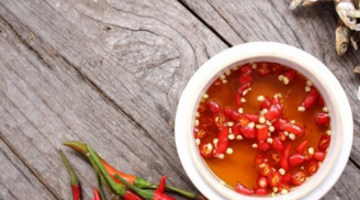 Bỏ túi ngay cách dùng nước mắm 'đánh thức' hương vị thơm ngon của món ăn