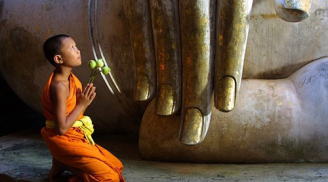 Hãy làm 4 bước phật dạy khi trong lòng bạn NỔI CƠN SÓNG GIÓ