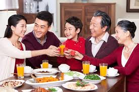 6 lưu ý về ăn uống cần phải biết nếu không muốn ngộ độc kỳ nghỉ lễ 30/4-1/5