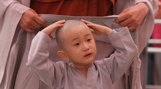 Cố nhân ngộ nhận: Hiểu lầm một người rất dễ, thấu hiểu một người mới thật gian nan”.