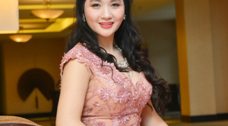 Ngẩn ngơ nhan sắc mẹ hoa hậu Thu Ngân có 8 người con nhưng còn đẹp hơn con gái