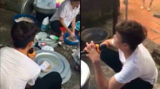 Cảm động chàng trai thương vợ, vác nguyên dàn âm ly loa đài ra hát cổ vũ vợ rửa bát vất vả