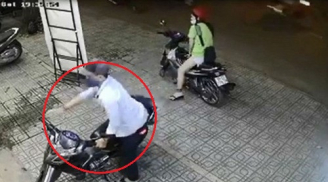Đôi nam nữ bẻ khóa trộm xe máy nhanh như chớp ngay trên phố