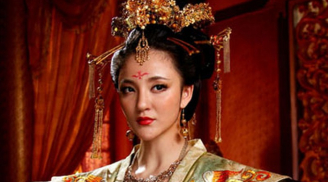 Đòn ghen rợn người của các bà hoàng hậu: Chặt tay tình địch làm 'quà' tặng đức lang quân
