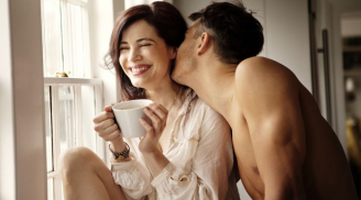 Đàn bà sành sỏi 5 kiểu 'hư hỏng' trên giường này, đến già cũng đố đàn ông nào cai được cơn 'nghiện'