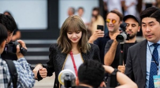 Lisa Black Pink trở thành tâm điểm thu hút dàn truyền thông khi xuất hiện tại show thời trang Celine