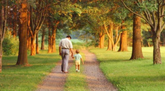 4 loại 'của cải' này còn quý hơn núi vàng núi bạc, cha mẹ nào cũng nên để lại cho con