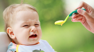 Nấu cháo cho bé theo cách này, mẹ vô tình hại con chậm lớn, còi cọc mà không biết