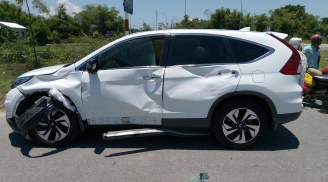 Ông lão nghèo khó đâm hỏng chiếc ô tô bạc tỷ: Ngỡ ngàng vì hành động “khoa trương quá đáng” của chủ xe