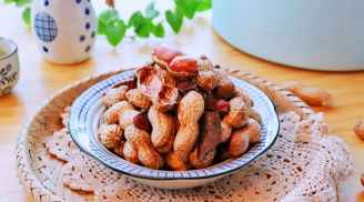 Muốn lạc luộc không bị nhạt, hãy cho thêm thứ này sẽ ngon hơn cả quán nhậu, khiến ông xã thích mê