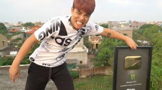 Sau khi bị chỉ trích vì clip thả 100 con dao từ trên cao xuống, YouTuber NTN tiếp tục làm hành động phẫn nộ