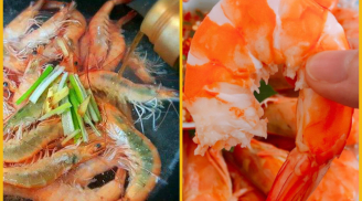 Luộc tôm đỏ hồng- chắc thịt không cần dùng muối, cứ bỏ thêm 1 thứ này vào nồi là giữ nguyên 100% chất bổ
