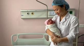 7 phút cấp tốc mổ cứu thai nhi trong bụng mẹ bị tai nạn nguy kịch