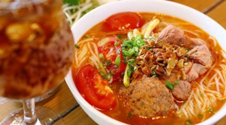 Sáng mùng 8/3, chồng hãy chiêu đãi vợ bát bún riêu cua ngon tuyệt hảo theo công thức 'bí truyền'