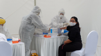 Phát hiện một người đi thăm bệnh nhân ở BV Bạch Mai dương tính khi test nhanh Covid-19