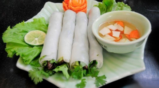 Ngày nghỉ mẹ làm phở cuốn thịt heo tại nhà, ai cũng thích thú