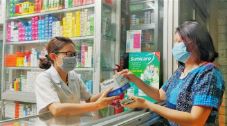 Chuyên gia cảnh báo: Tự ý mua thuốc cảm cúm, ho sốt có thể làm 'mất dấu' người mắc Covid-19