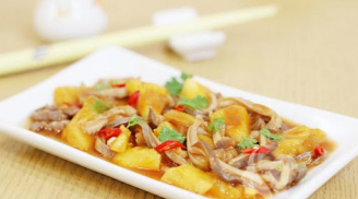 Lòng bò xào dứa lạ miệng, giòn sần sật ai cũng thích mê