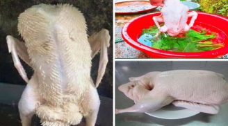 Dùng giấm loại bỏ lông măng trên vịt chỉ trong tích tắc, thịt luộc lại trắng đẹp, không hôi