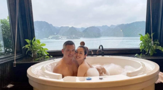 Jennifer Phạm chia sẻ ảnh tắm bồn cực tình tứ bên ông xã doanh nhân