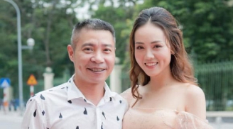 Là Phó giám đốc nhưng ở đời thường NSND Công Lý vẫn thoải mái để bạn gái sai vặt thế này đây