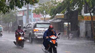 Thời tiết ngày 30/6: Ngày nắng nóng, đêm có mưa dông