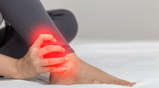 6 dấu hiệu ở chân cảnh báo bệnh nguy hiểm, đi khám càng sớm càng tốt