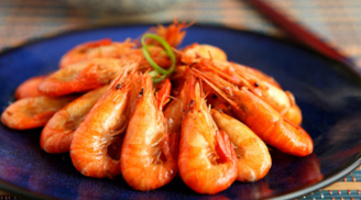 Những nhóm người cần tránh xa món tôm, dù nhiều chất bổ dưỡng cũng không được cố ăn