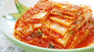 Tự làm kim chi tại nhà mà cho thêm 4 nguyên liệu này vào đảm bảo thơm ngon, đúng chuẩn vị Hàn