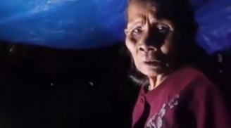 Thương tâm cảnh cụ già trốn lũ cạnh mộ chồng suốt 5 ngày