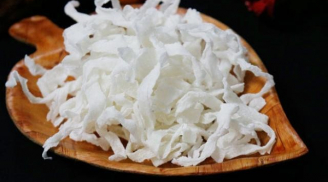 Mẹ đảm tự tay làm mứt dừa đón Tết ai ăn cũng phải tấm tắc khen ngon